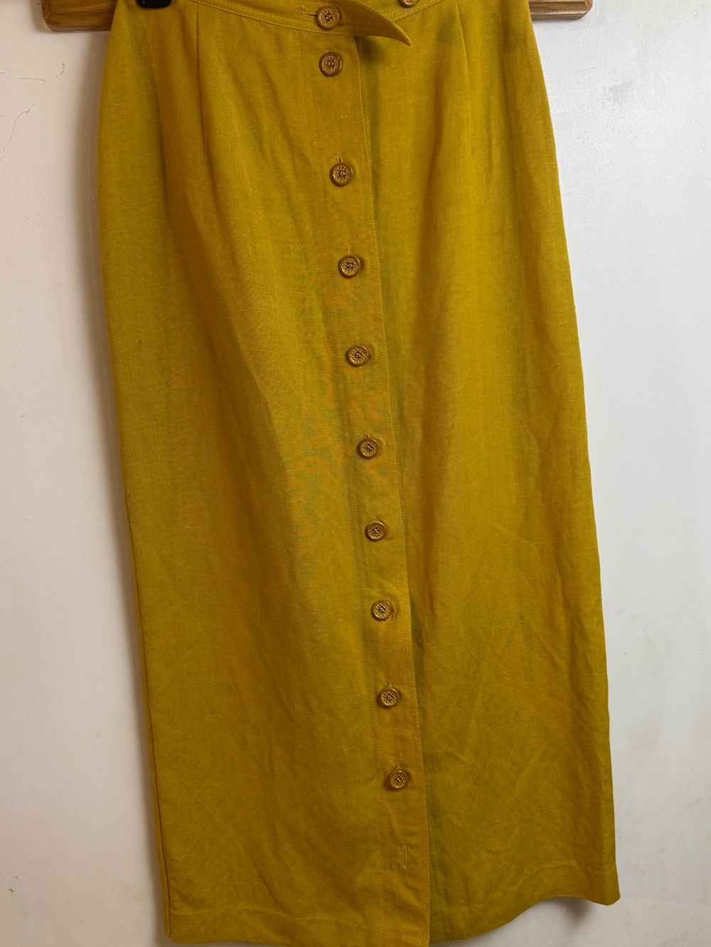 Linen blend Mustard Button-Front Maxi Skirt - Picture 3 of 9